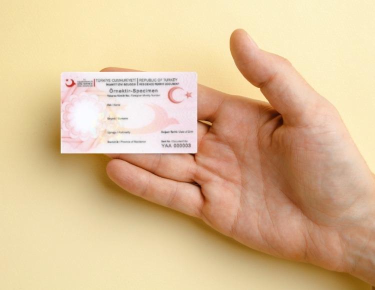 إقامة الأجانب في تركيا.. شروط صارمة وإجراءات جديدة للحصول على الإقامة وتجديدها